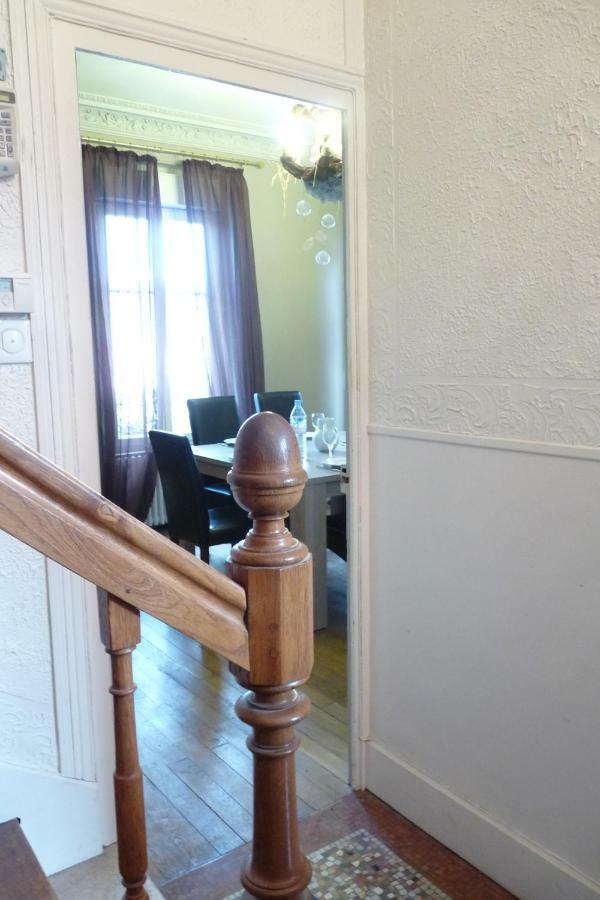 Le 11 Bis Villa Bourges Luaran gambar